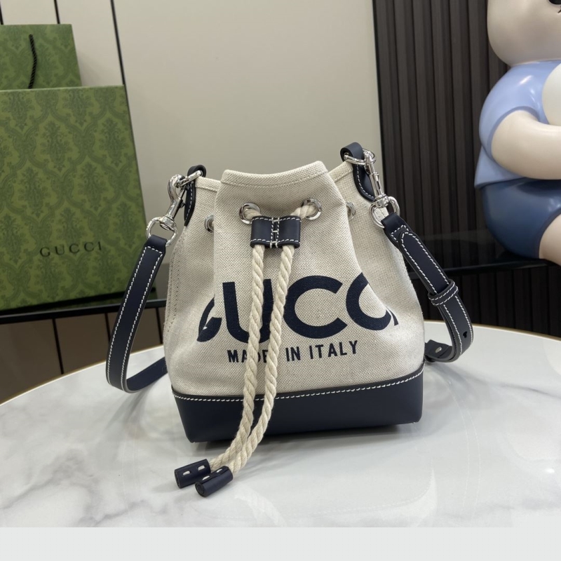 G*u*i bucket bags